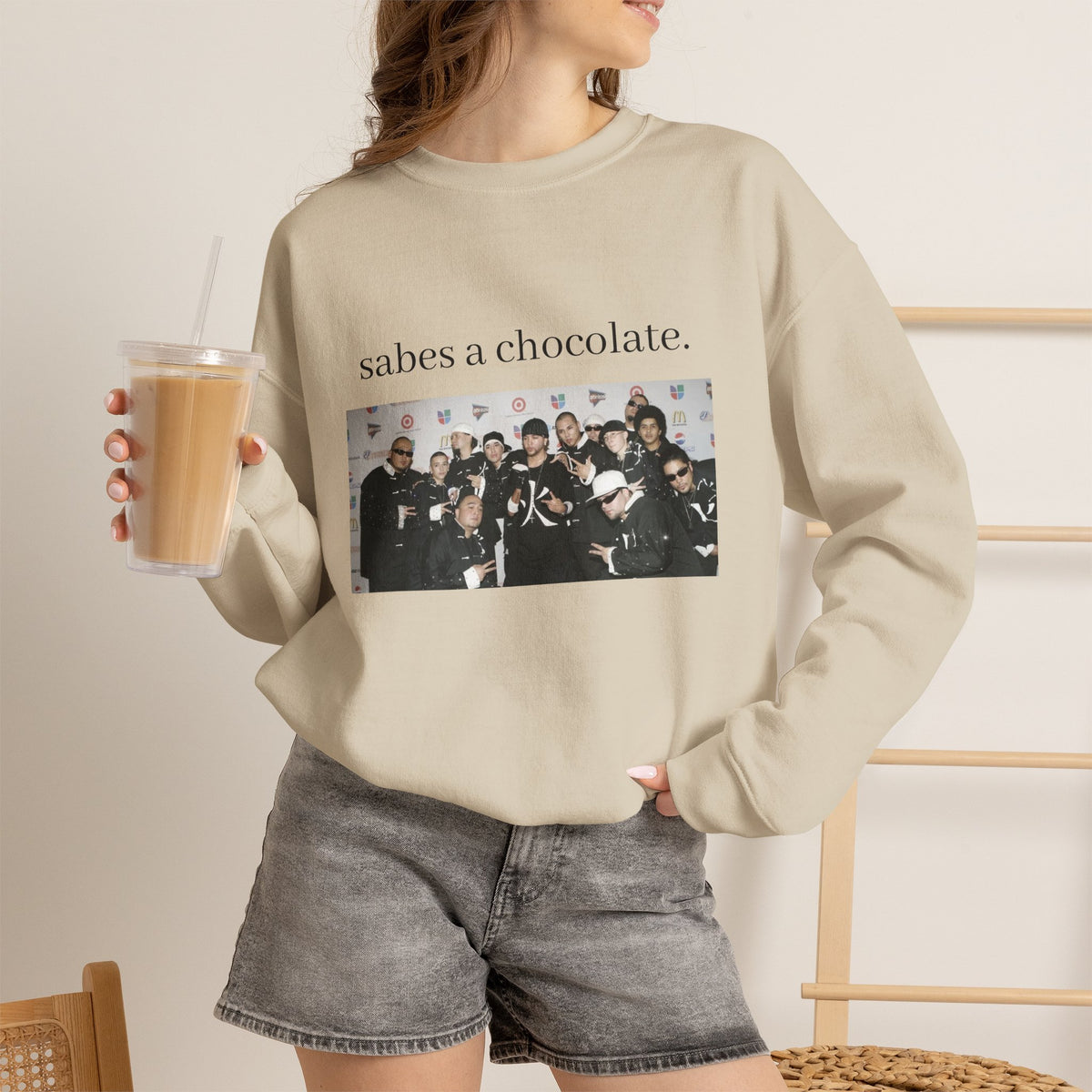 Sabes a Chocolate Crewneck