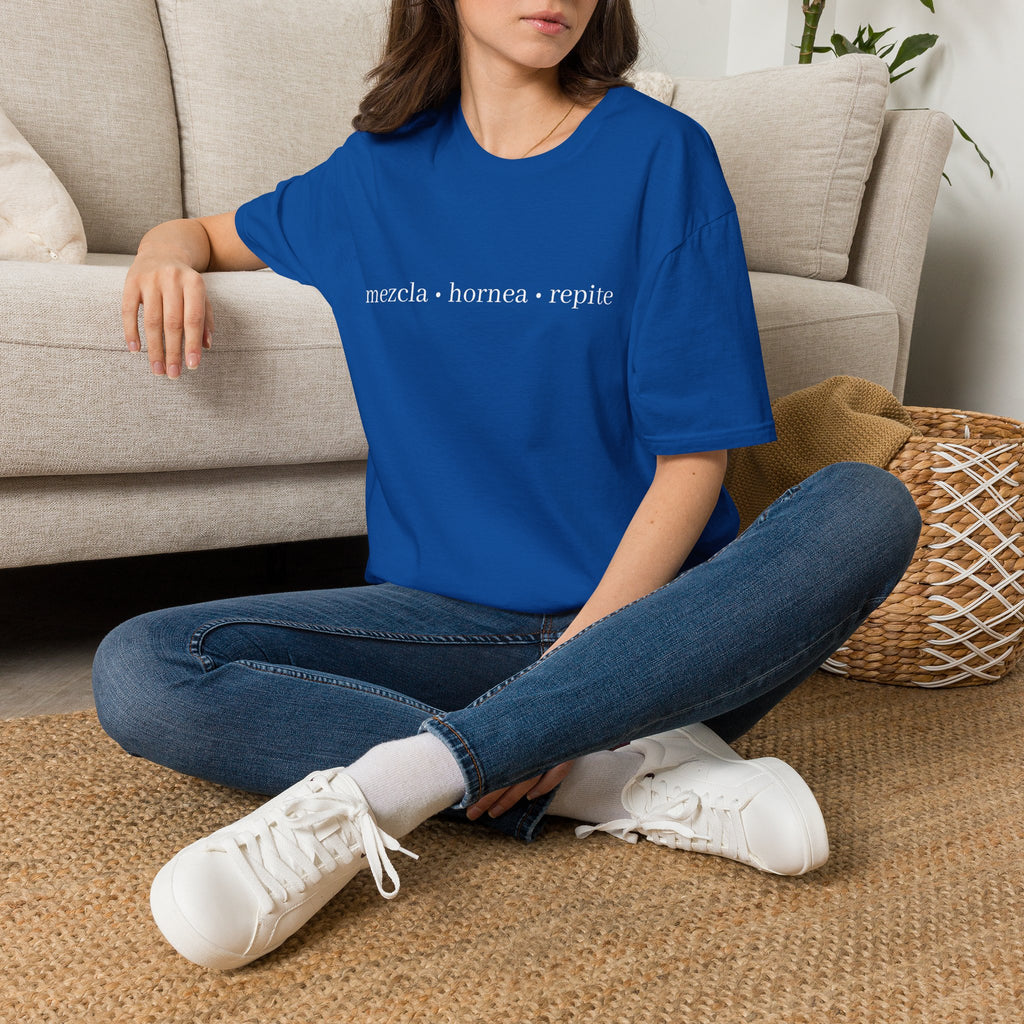 Mezcla • hornea • repite Tee