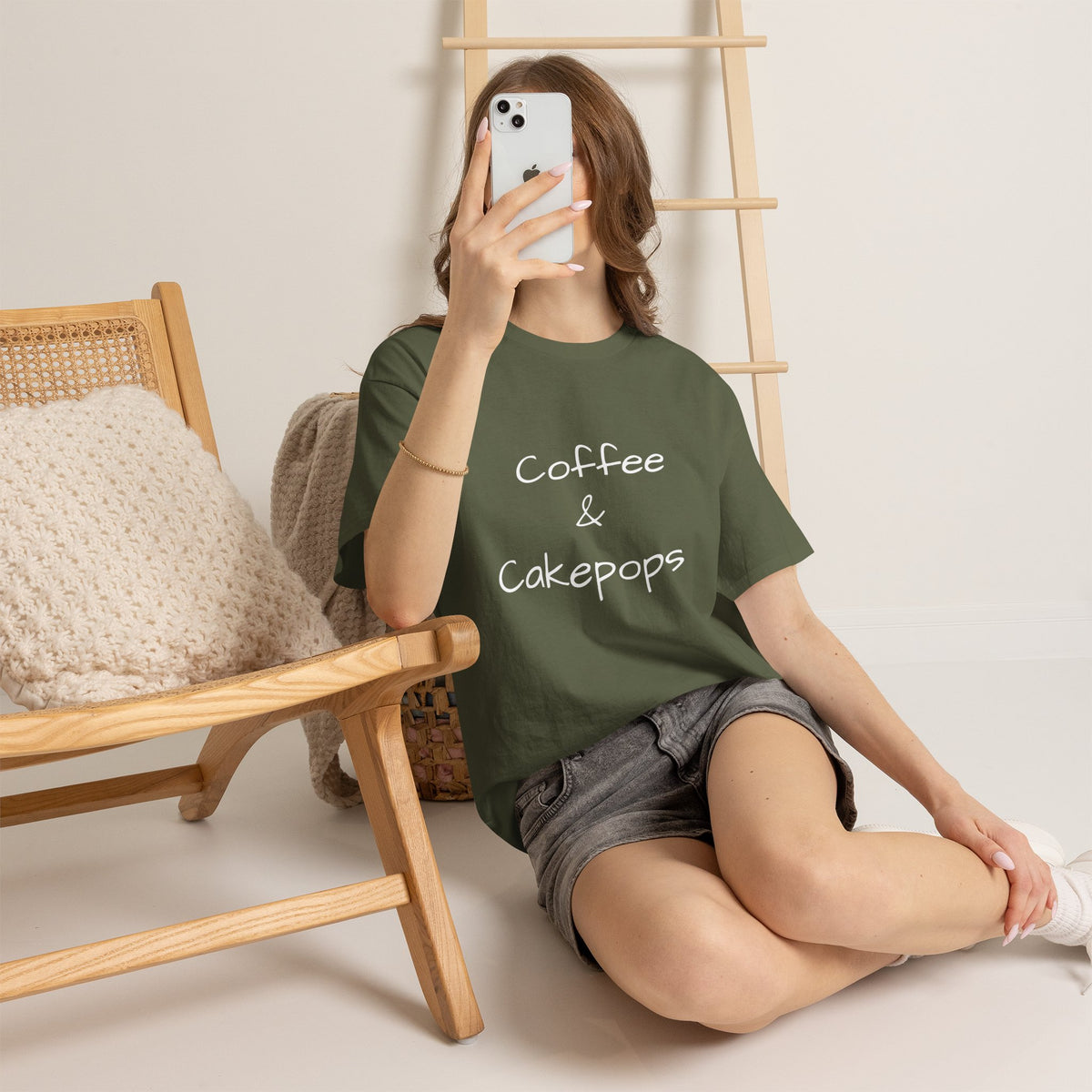 Coffee & Cakepops Tee