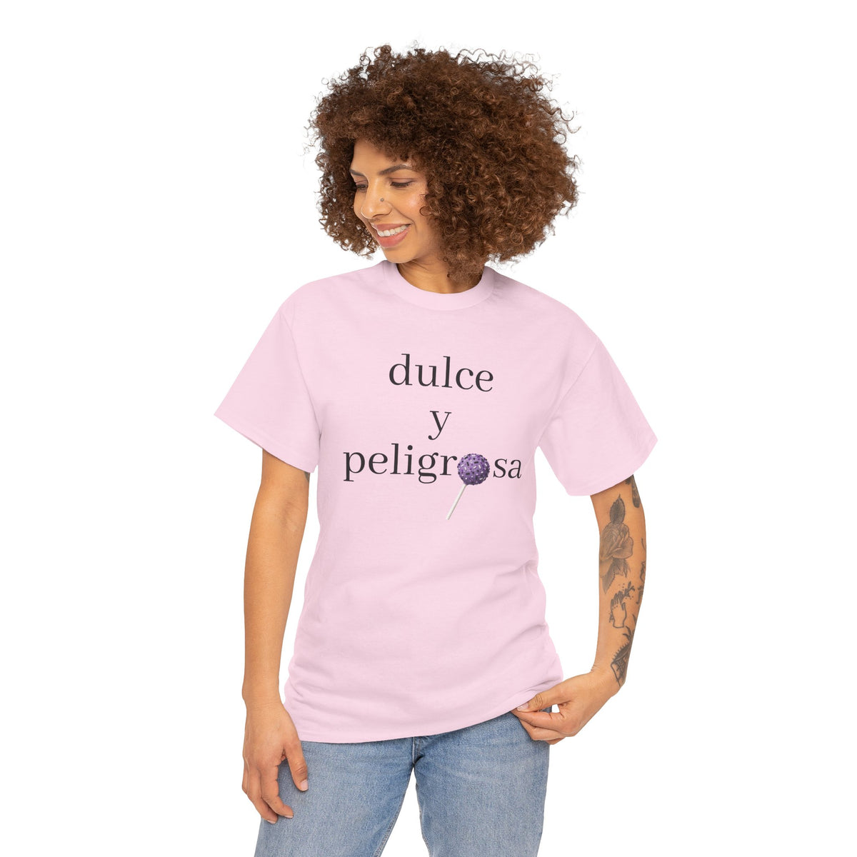 Dulce y Peligrosa Tee