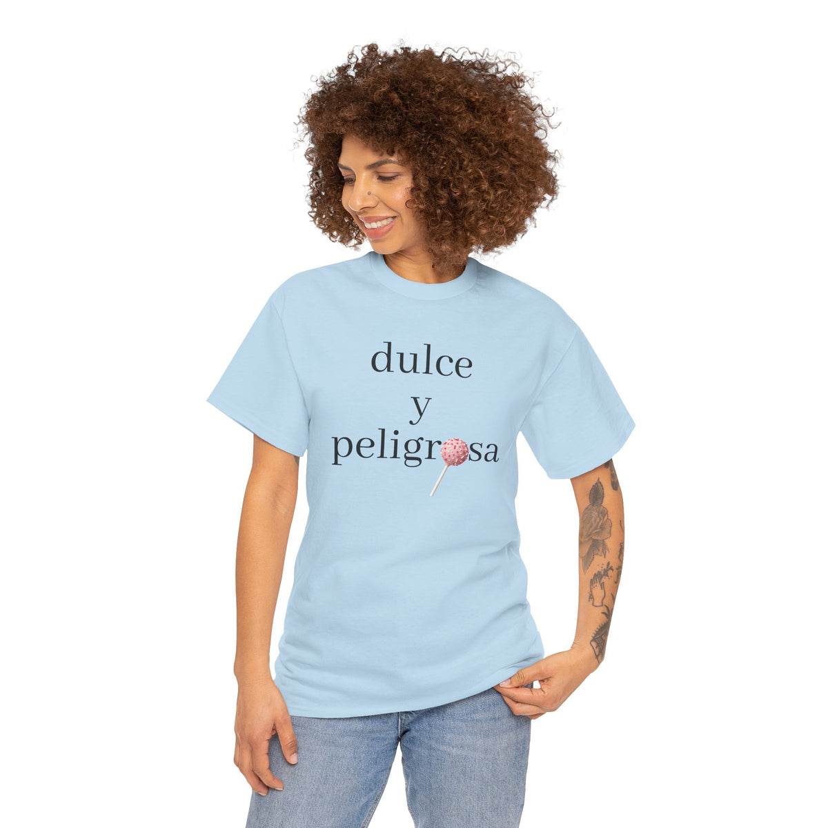 Dulce y Peligrosa Tee