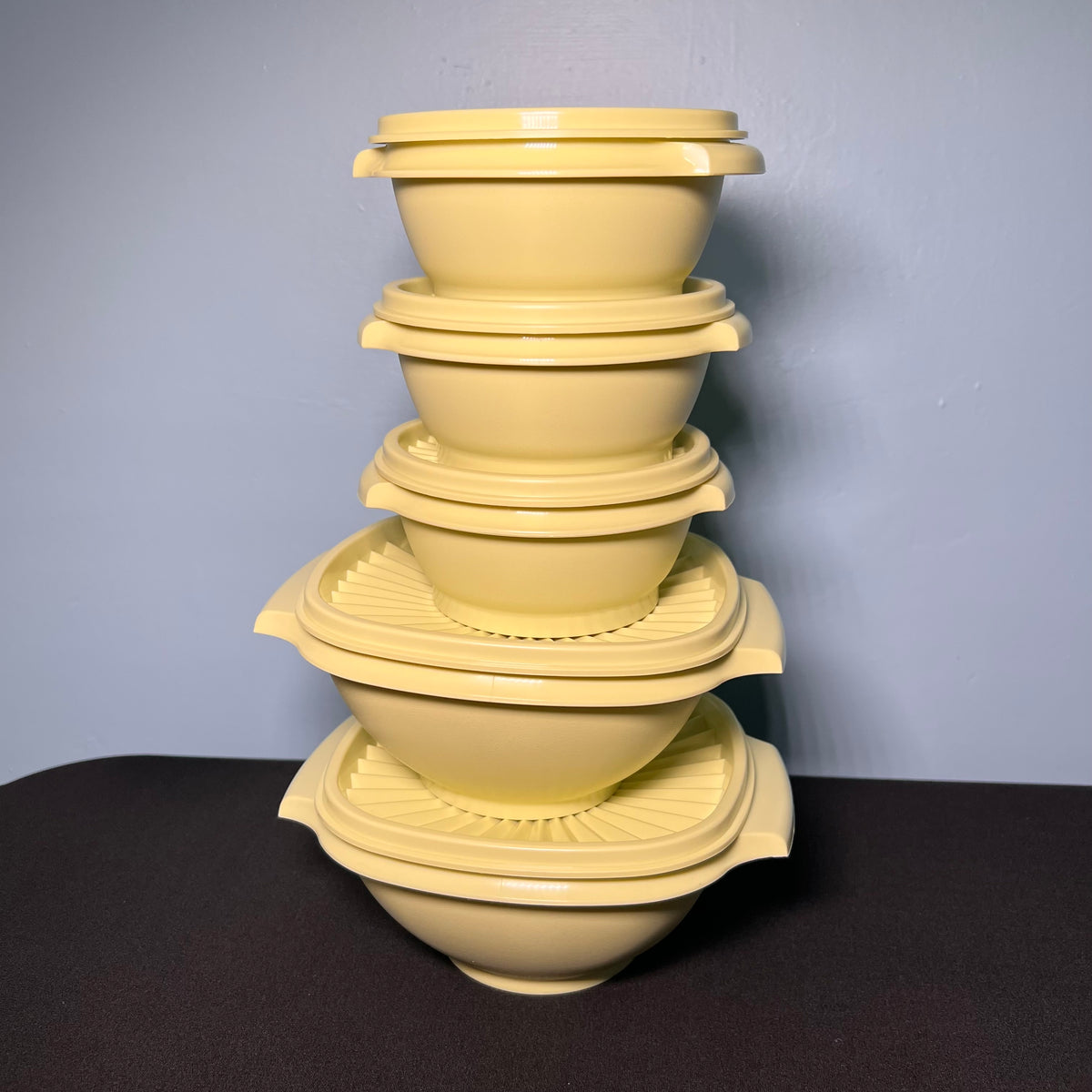 Tupperware Set