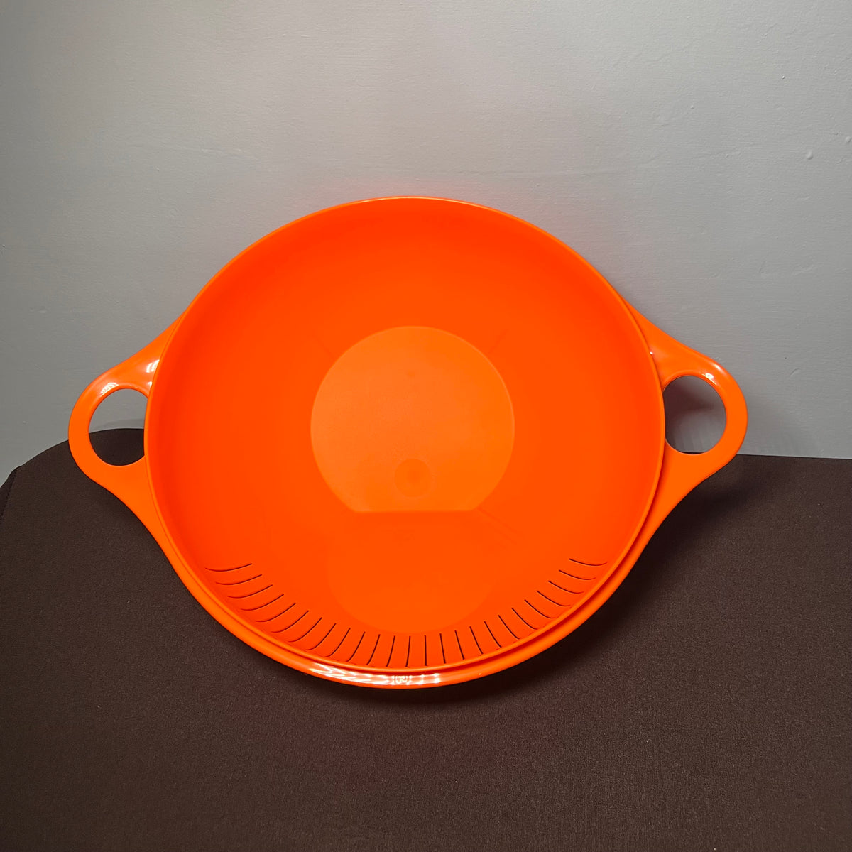 Tupperware Colander